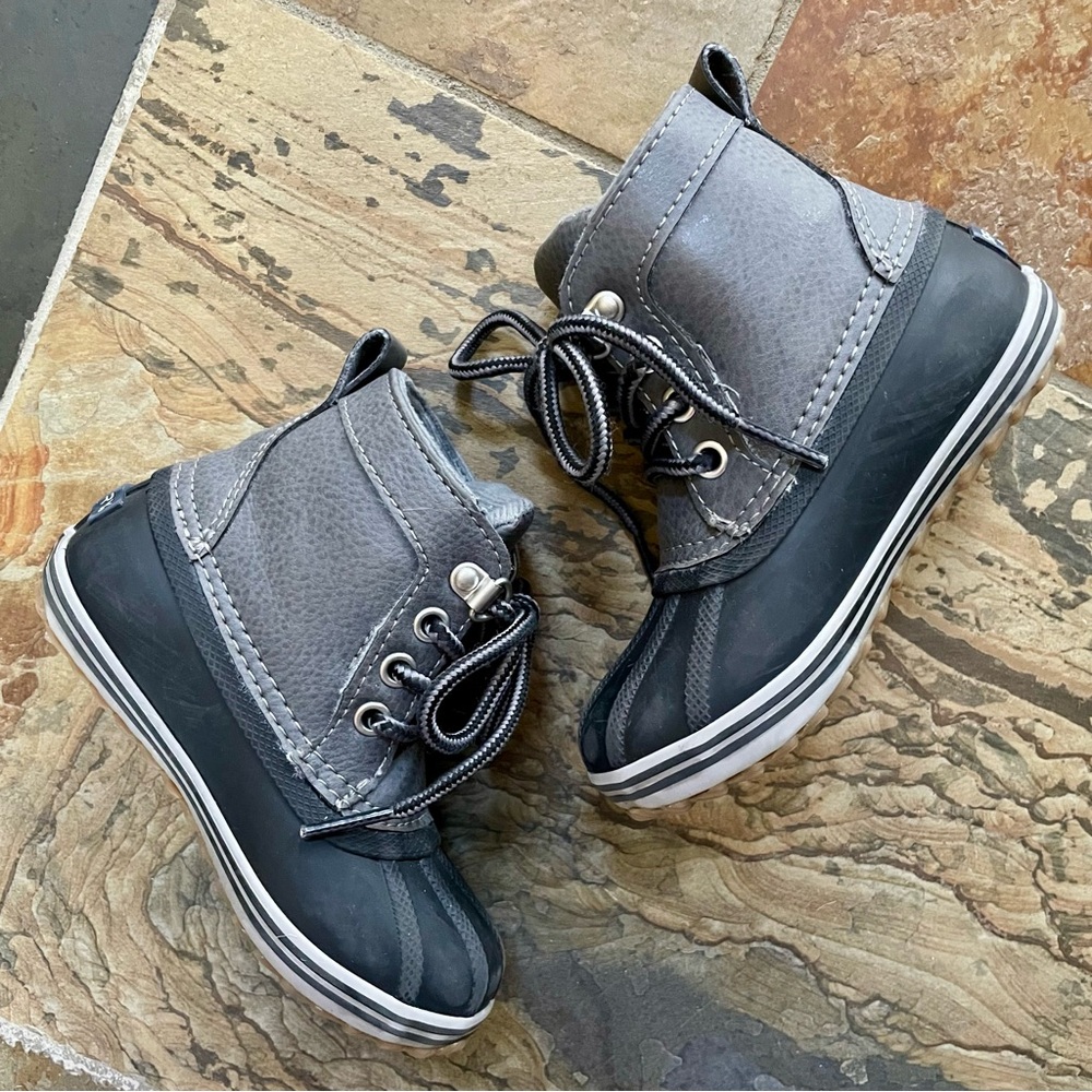 Sperry Bowline Boots•Size 7•Waterproof• Grey/Black•Lace-Up Closure•Non-Marking